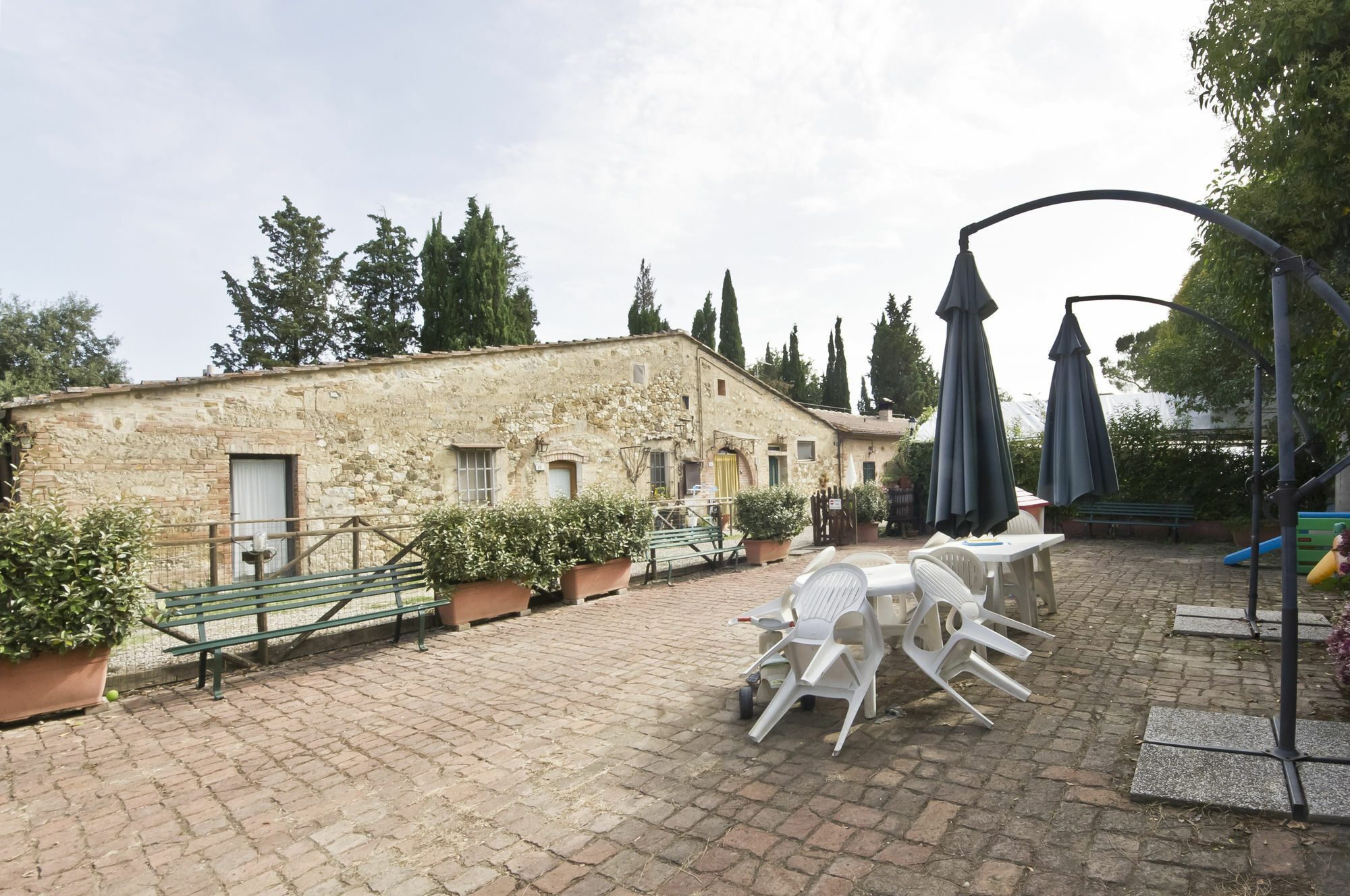 Agriturismo La Magione Quercegrossa ภายนอก รูปภาพ