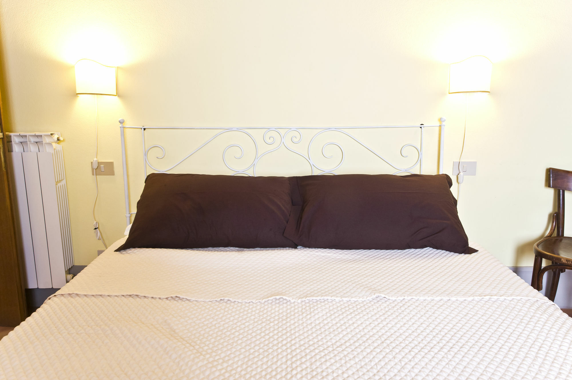 Agriturismo La Magione Quercegrossa ภายนอก รูปภาพ
